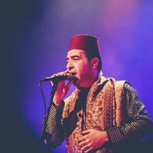 Amina / Refugees for refugees (Quintet)